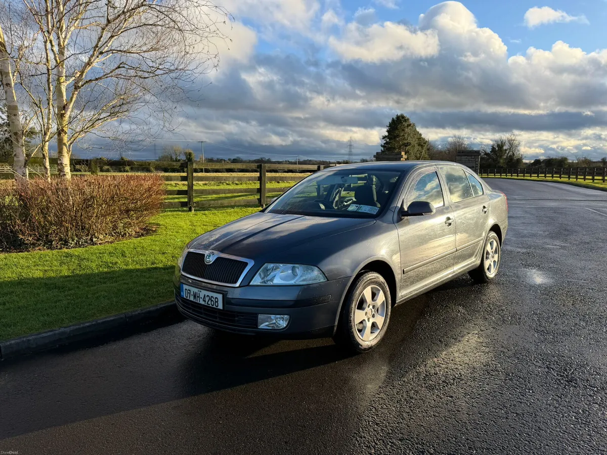 Skoda Octavia (JUST PASSED NCT TEST) 1 OWNER!!! - Image 2