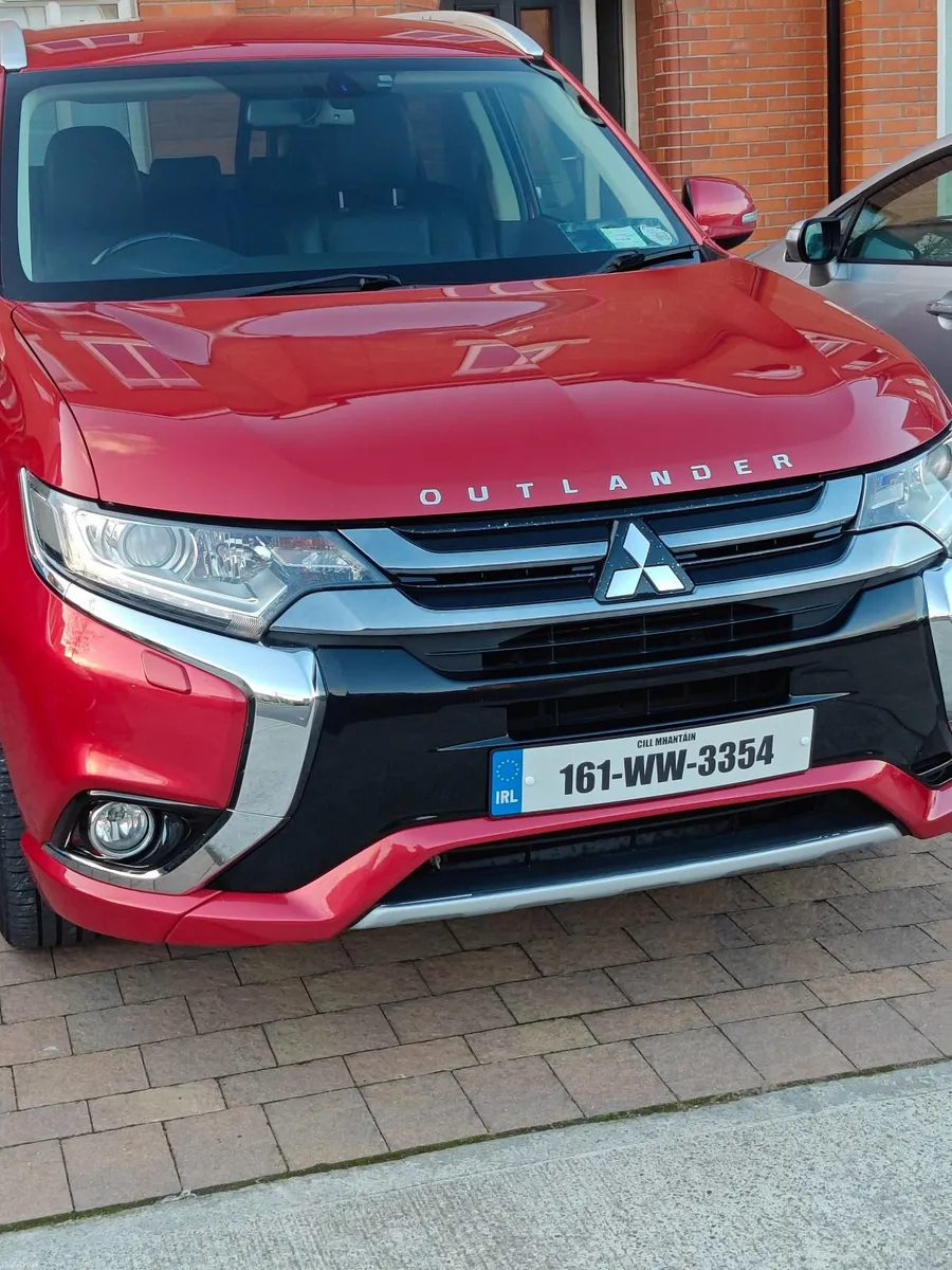 Mitsubishi Outlander 2016 - Image 2