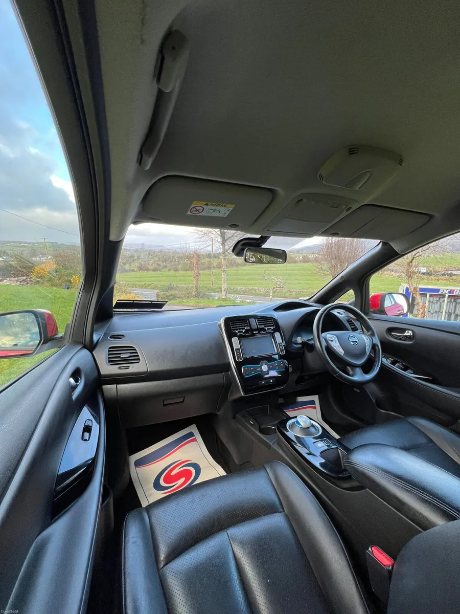 Nissan Leaf 2015 electric - Image 2