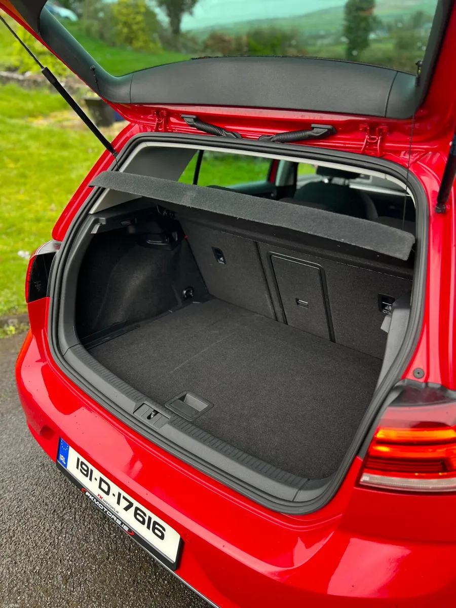Volkswagen Golf 2019 highline auto - Image 4