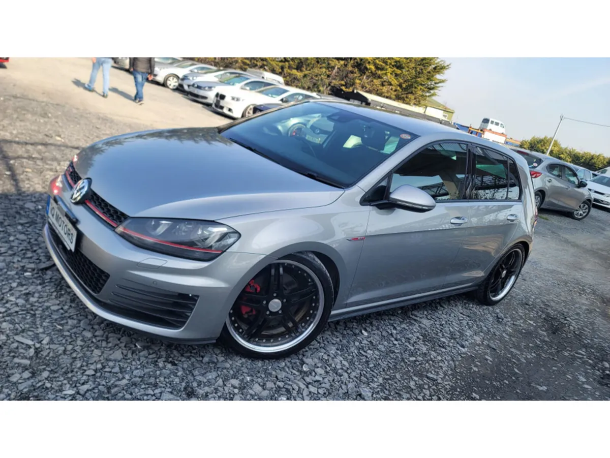 Volkswagen Golf GTI2.0L  AUTOMATIC  Fresh Import ( - Image 3