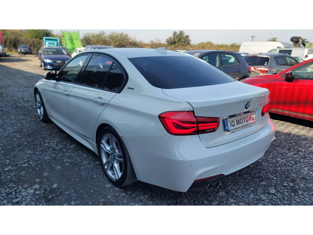 BMW 3-Series 2.0L Automatic Petrol Plug-In-Hybrid( - Image 4