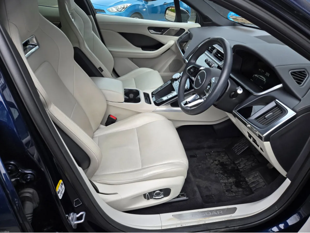 Jaguar I-Pace BLACK PACK EV400 FULLY LOADED// FULL - Image 3