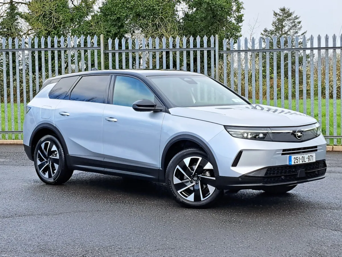 Opel Grandland GS 1.2TURBO 136BHP MILD HYBRID AUTO - Image 2