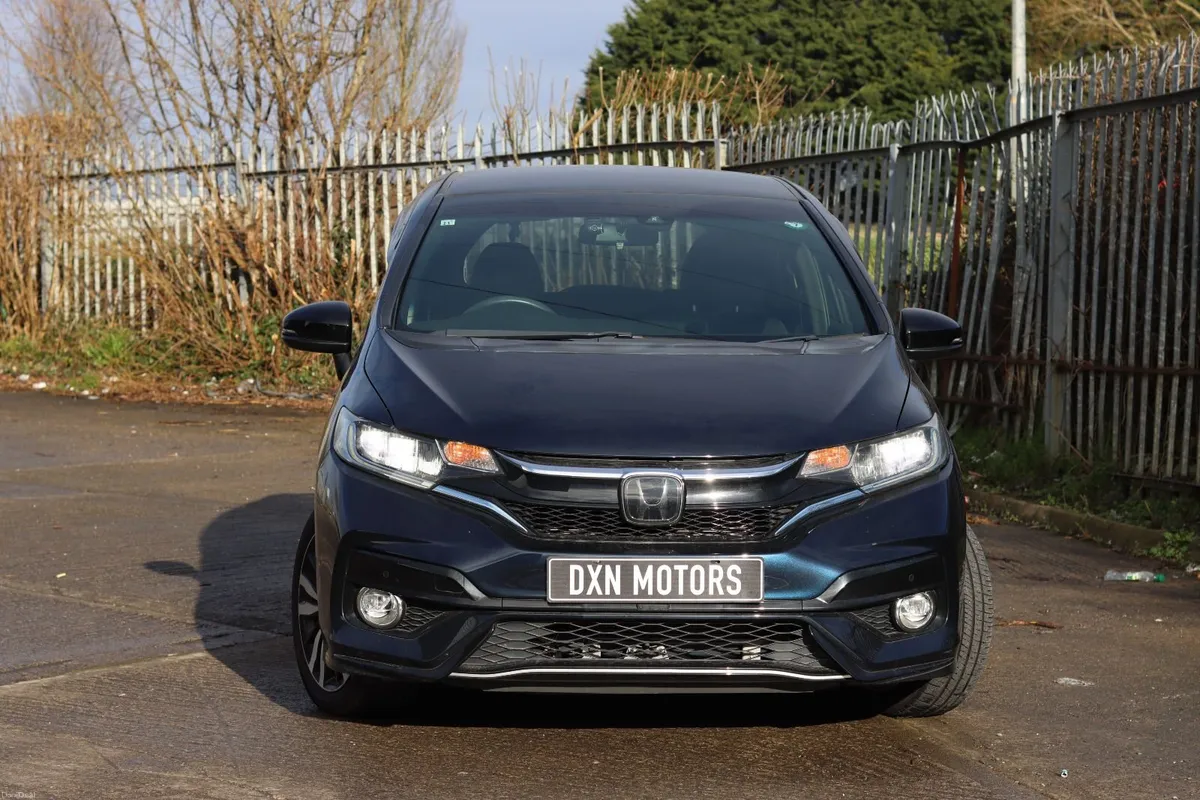 Honda Fit 2017 67000km - Image 2