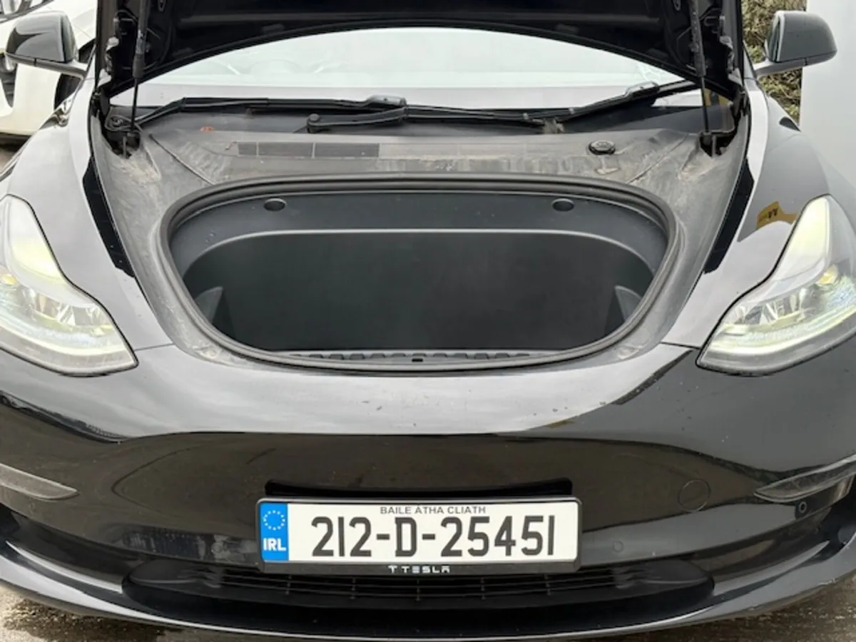 Tesla Model 3 2021 Long Range AWD - Image 3