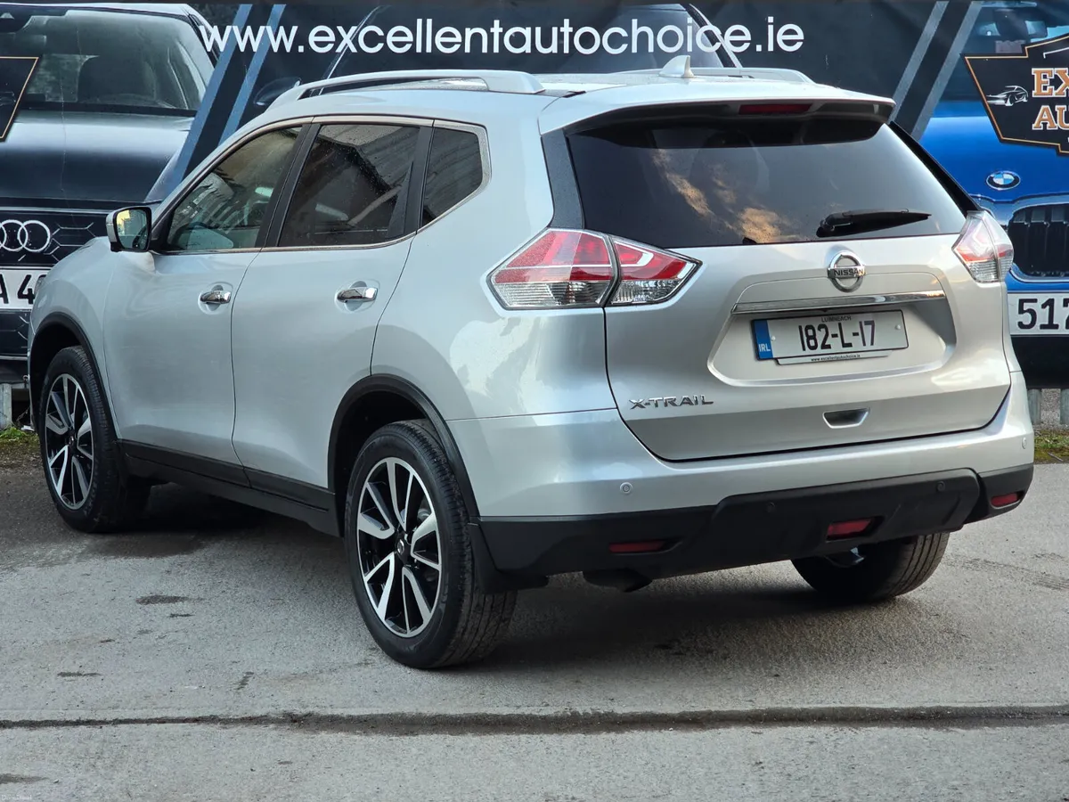 Nissan X-Trail 2018 TOP SPEC. LOW KM! IMMACULATE - Image 4