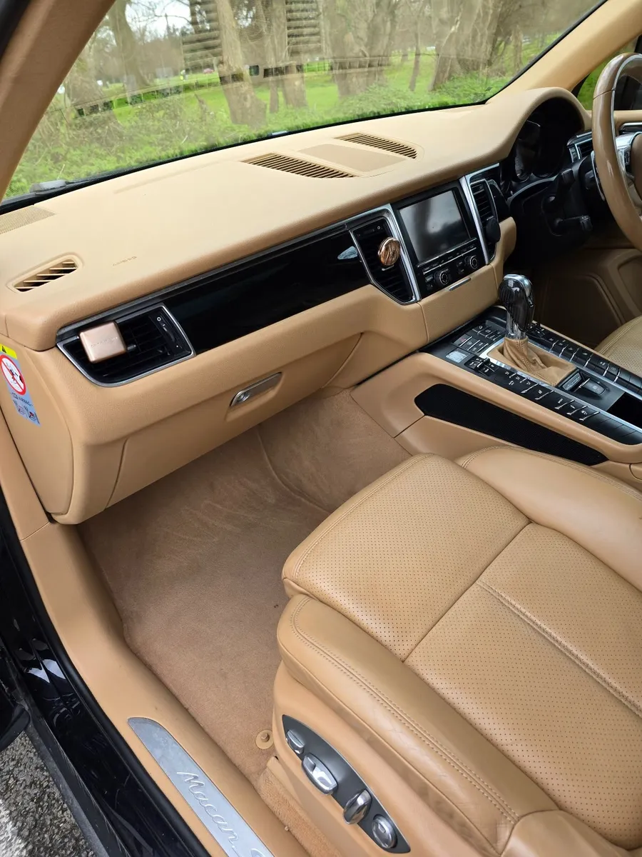Porsche Macan 2014 - Image 3