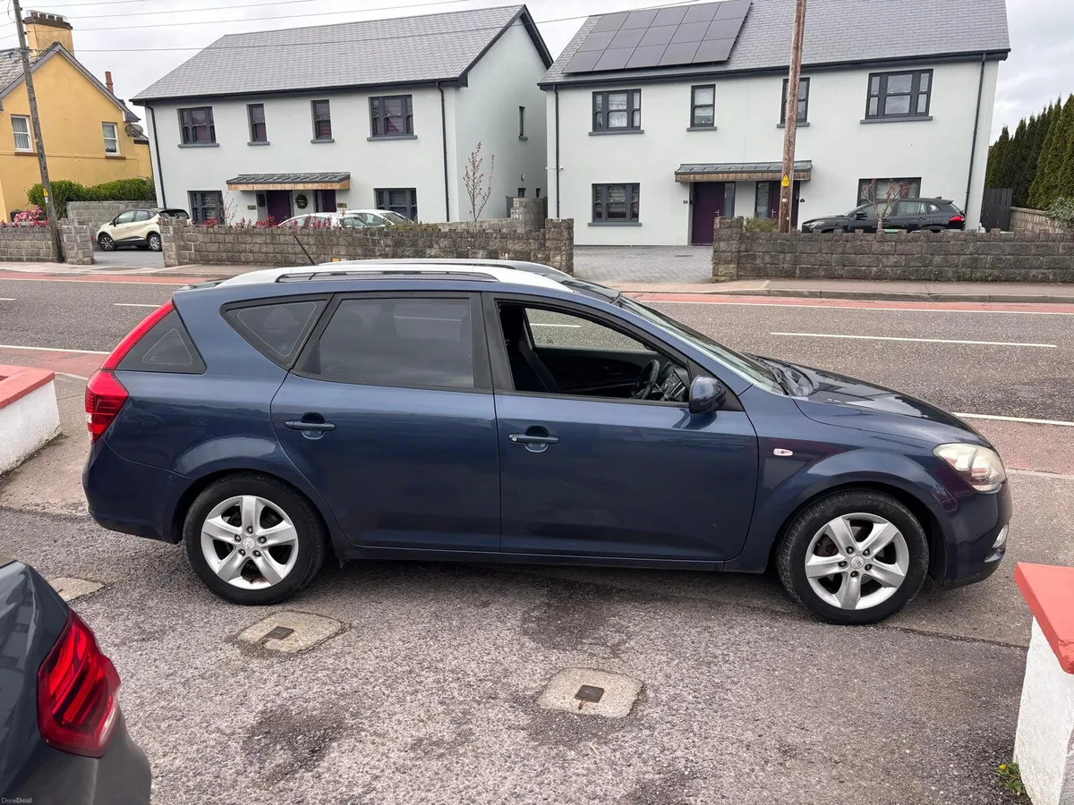 Kia Ceed 2012 DIESEL  ESTATE  TRADE  SALE - Image 1