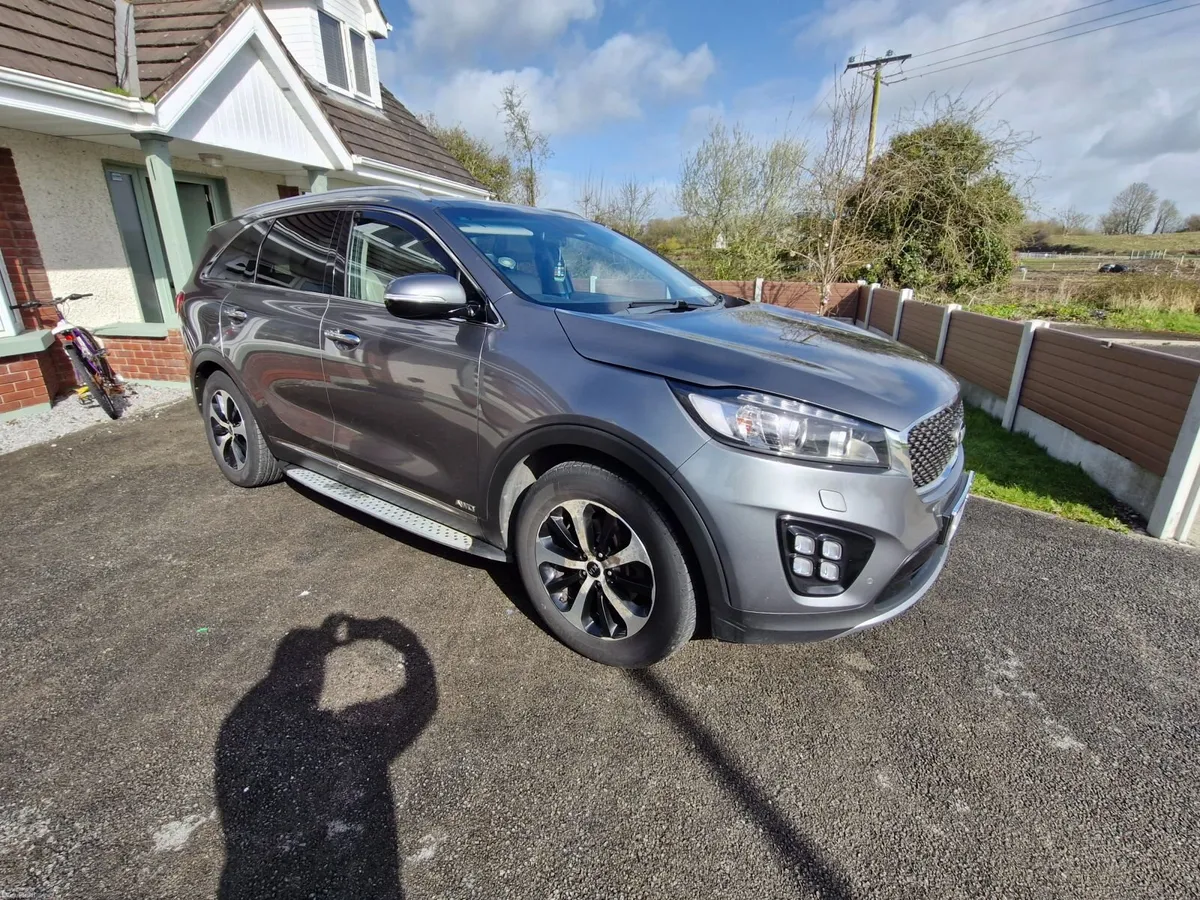 Kia Sorento 2017 - Image 1