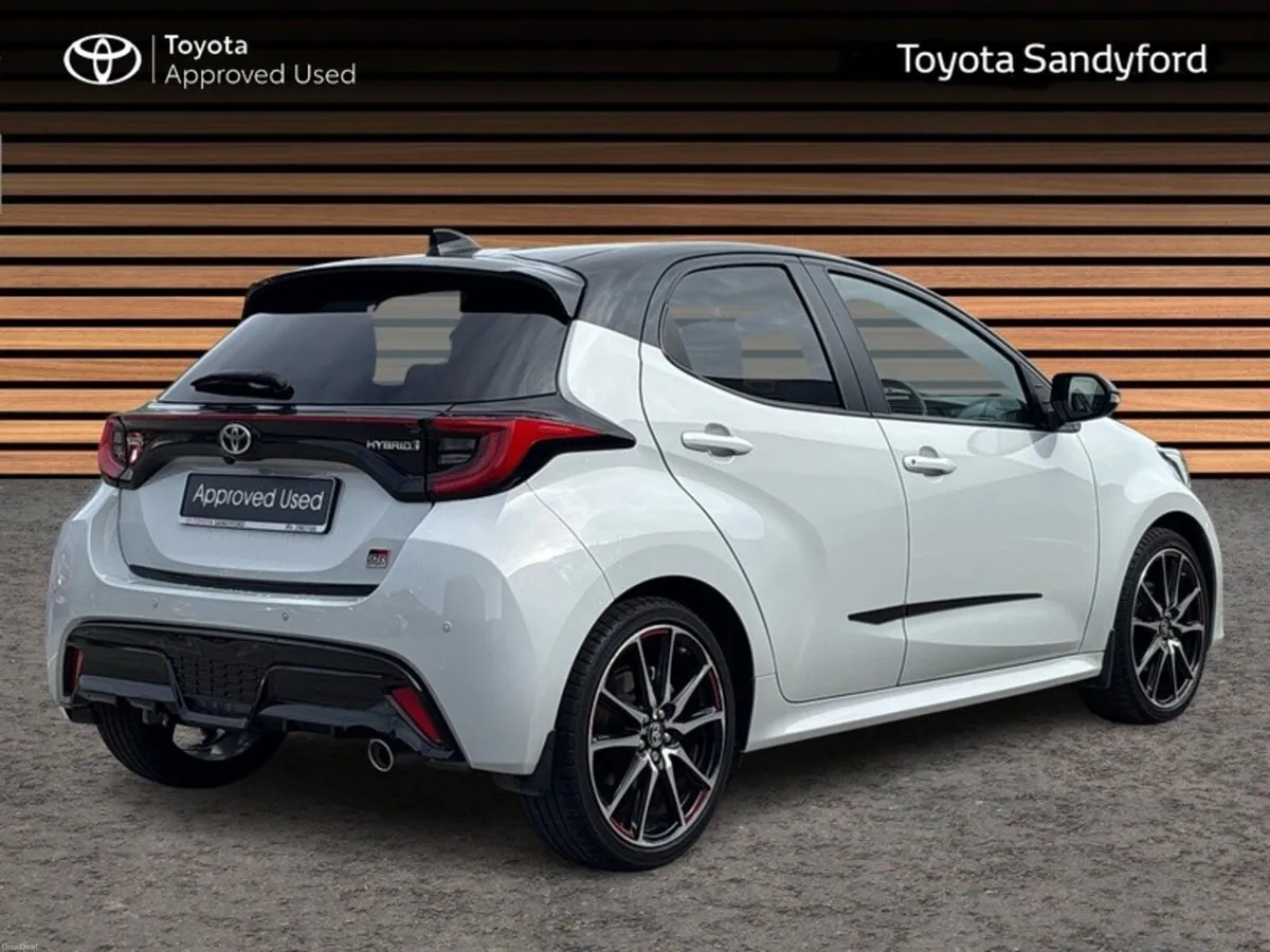 Toyota Yaris GR SPORT HYBRID  AUTOMATIC // GR SPOR - Image 3