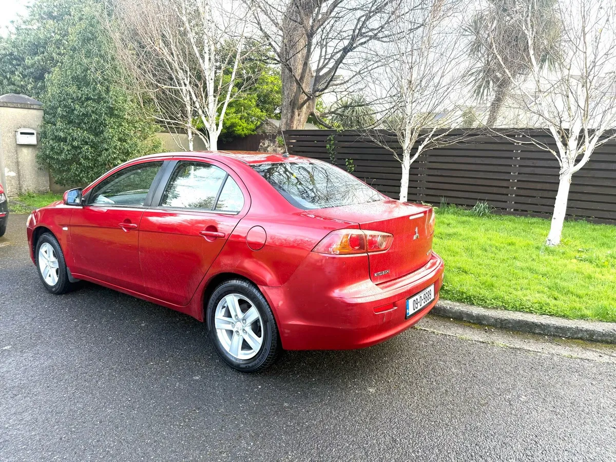 Mitsubishi lancer only 31000 miles Nct 3/27 - Image 3