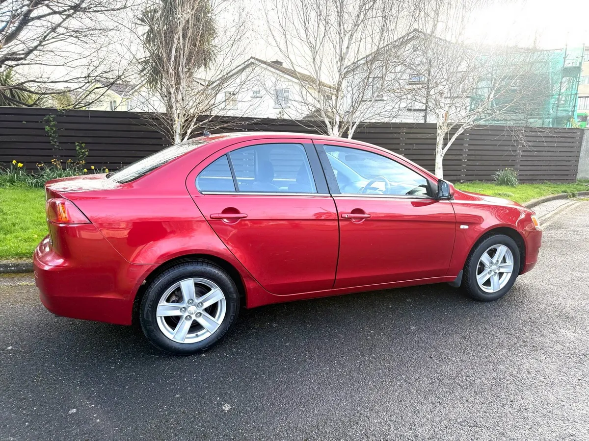 Mitsubishi lancer only 31000 miles Nct 3/27 - Image 4