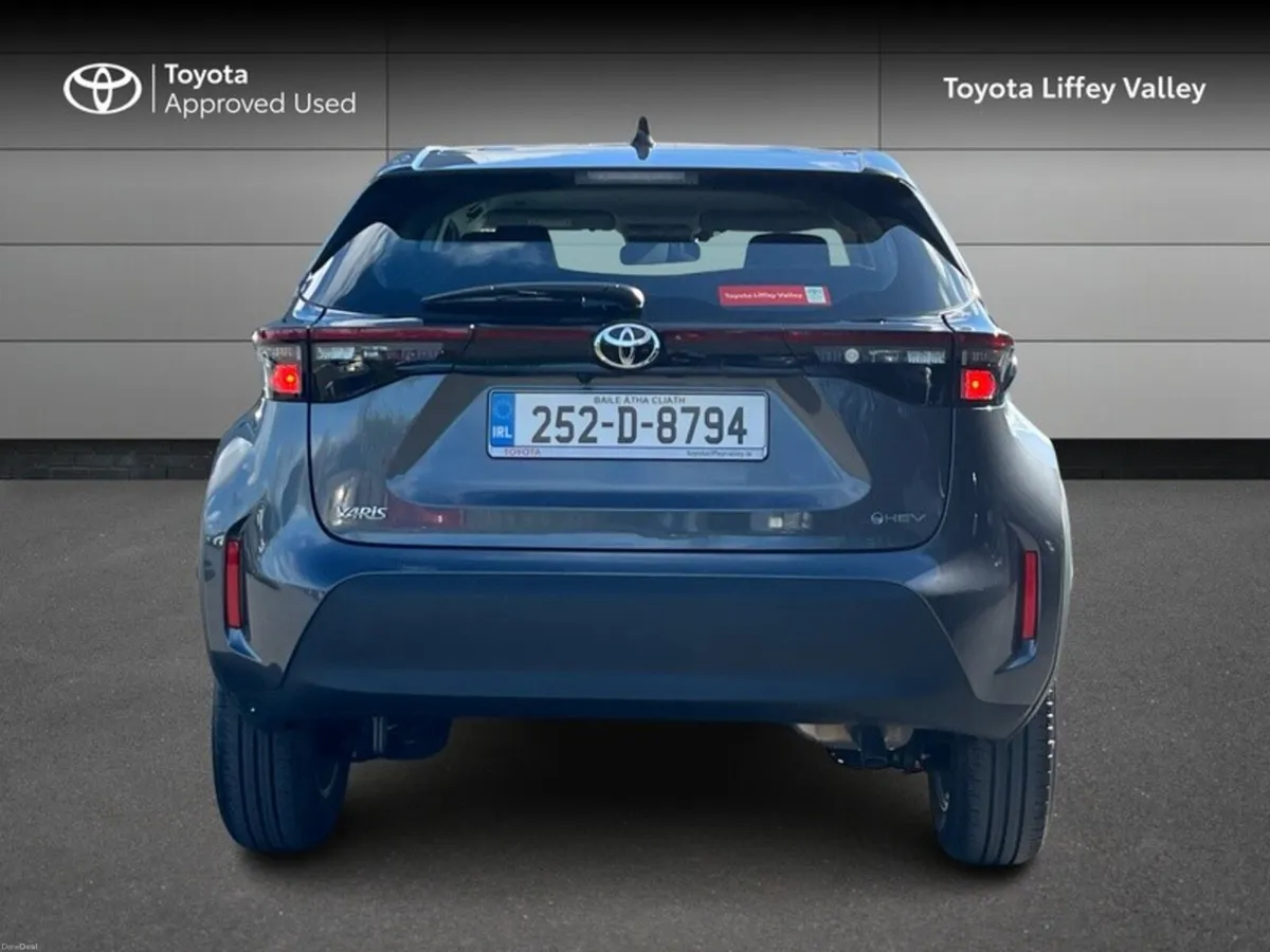 Toyota Yaris Cross YARIS CROSS LUNA - Image 4