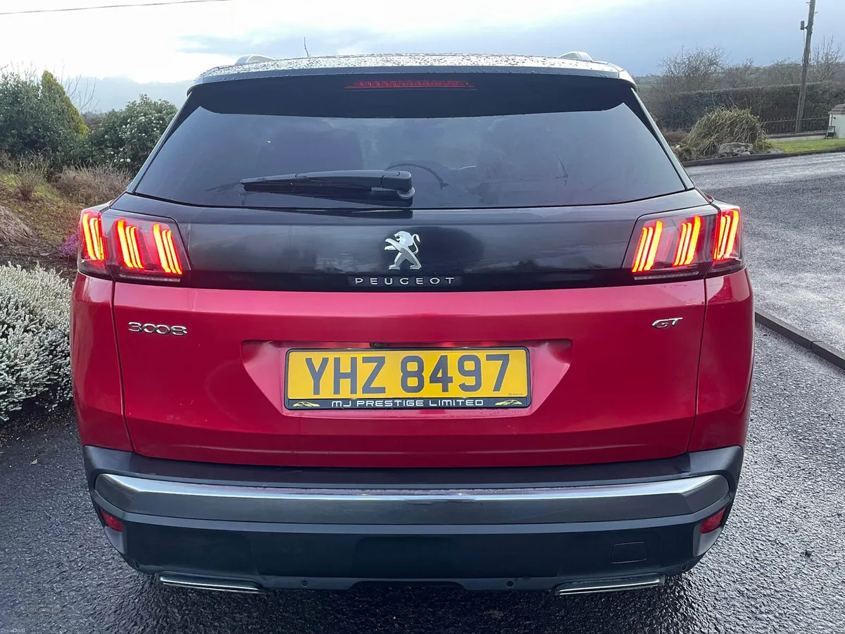 Peugeot 3008 DIESEL ESTATE - Image 4