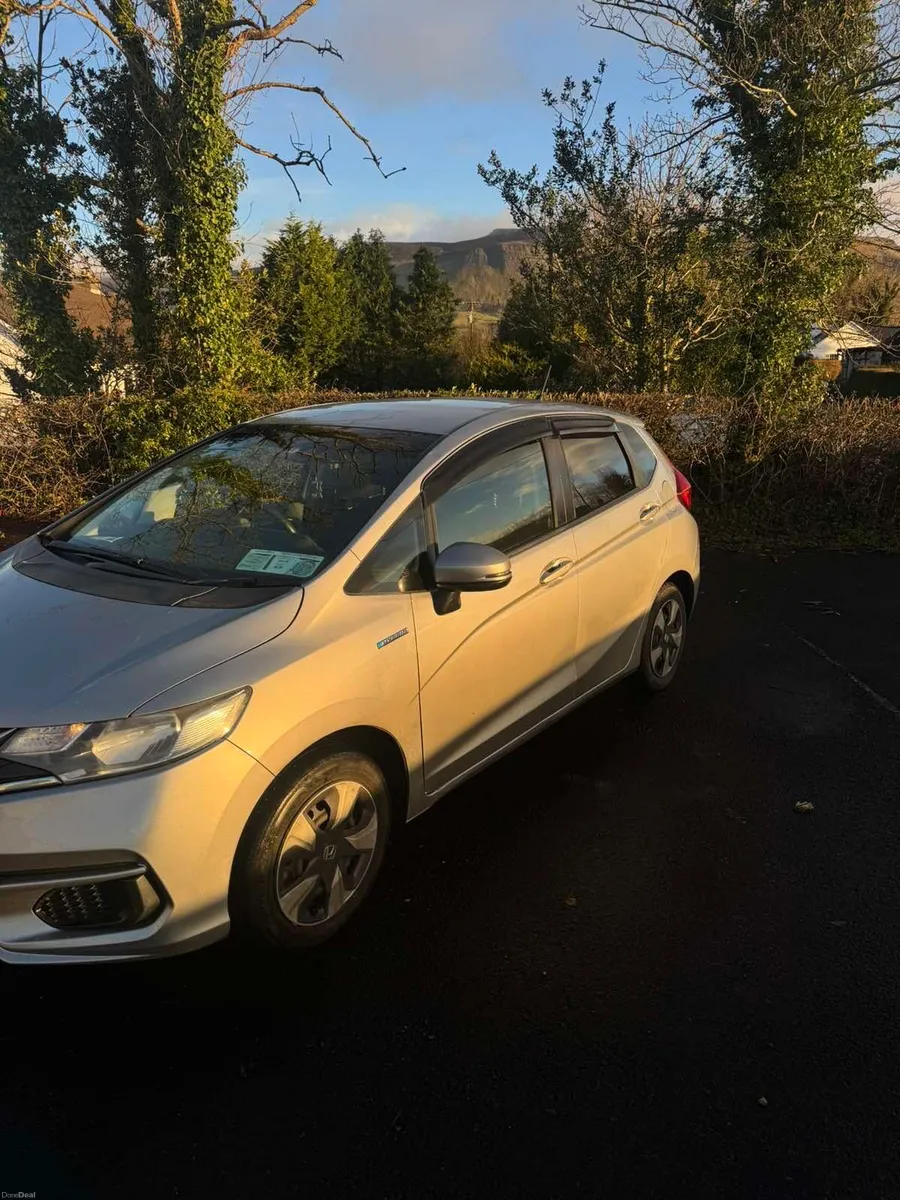 Honda Fit 2018 Hybrid LOW MILAGE - Image 2