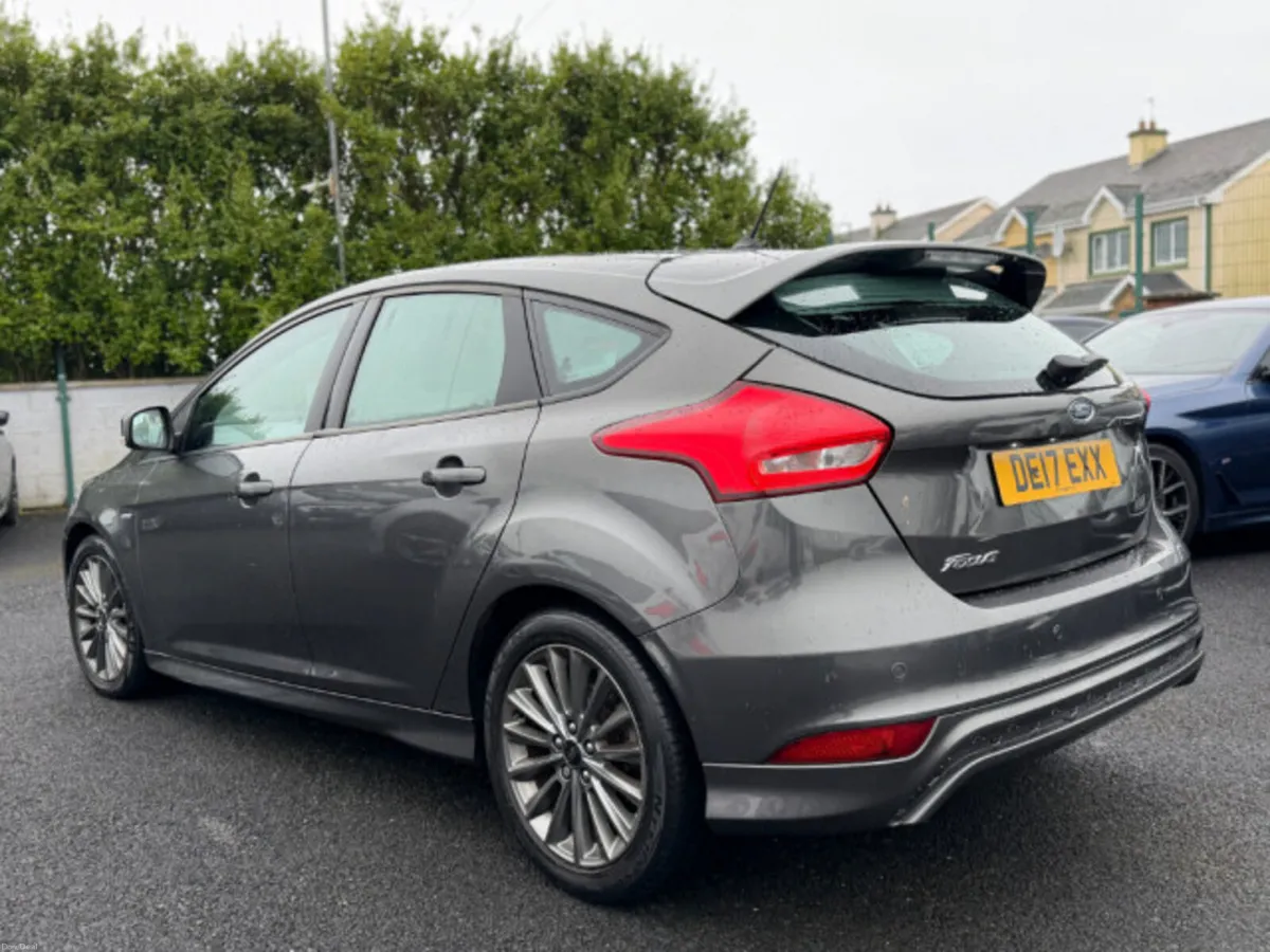 Ford Focus ST-LINE TDCI - Image 3