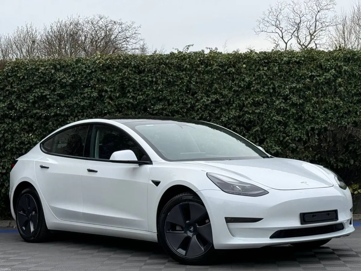 Tesla Model 3 DUAL MOTOR LONG RANGE // PAN ROOF // - Image 1