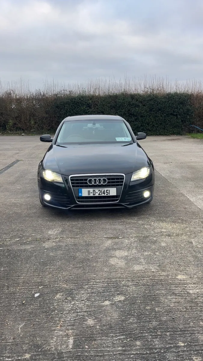 Audi A4 2011 - Image 2