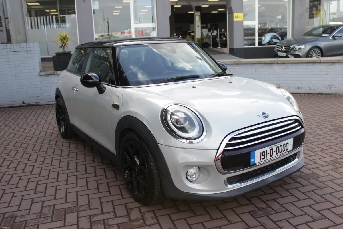 2019 MINI COOPER 1.5D HATCHBACK 3DR AUTO - Image 1