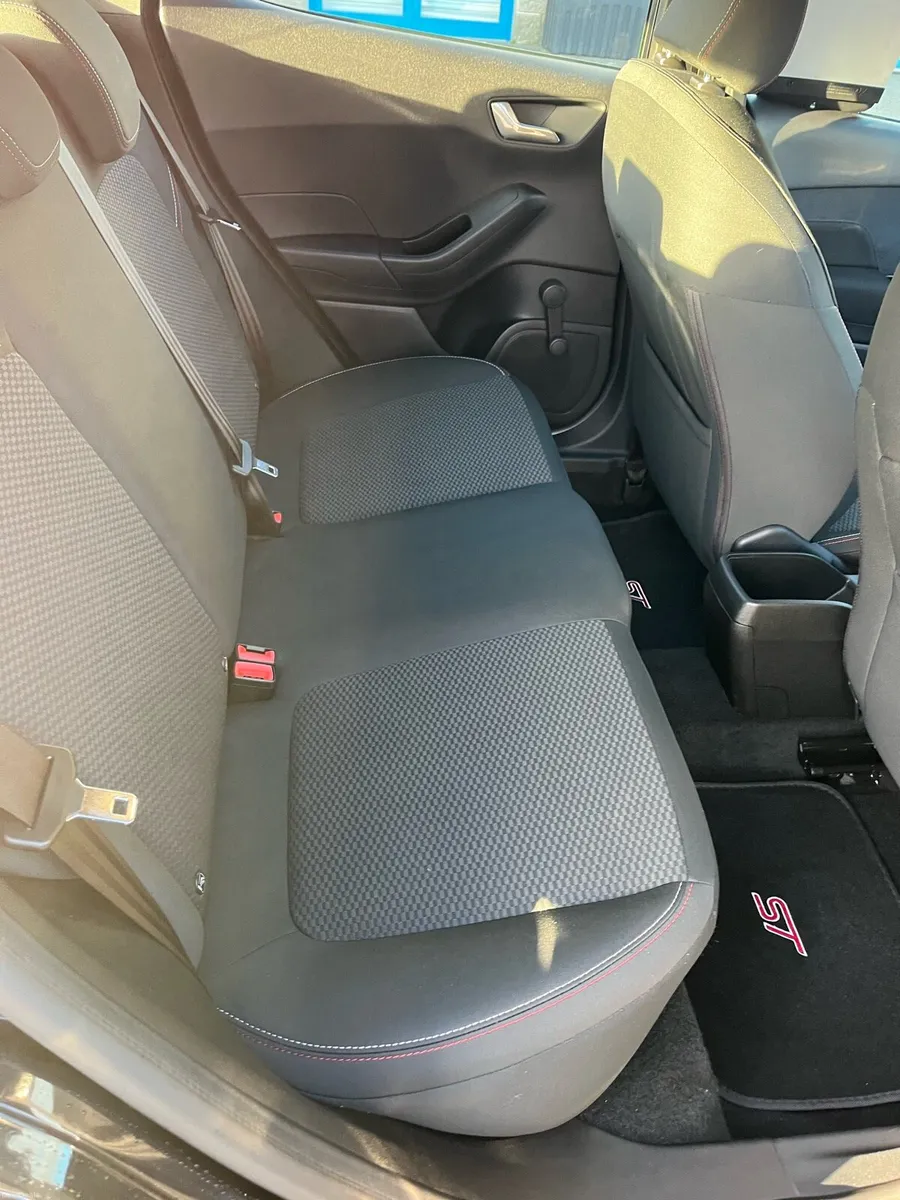 Ford Fiesta ST Line - Image 4