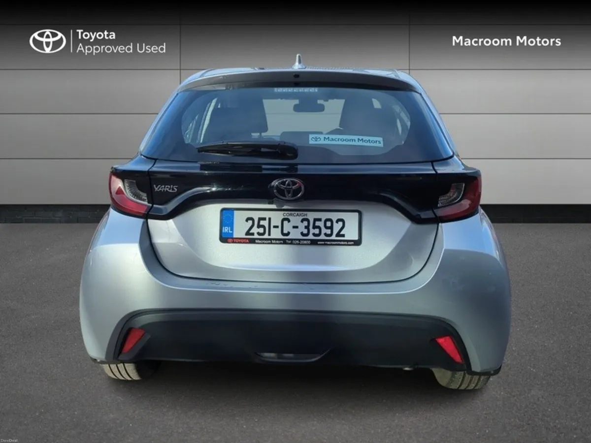 Toyota Yaris EASTER SALE!! 1.5 LUNA - Image 4