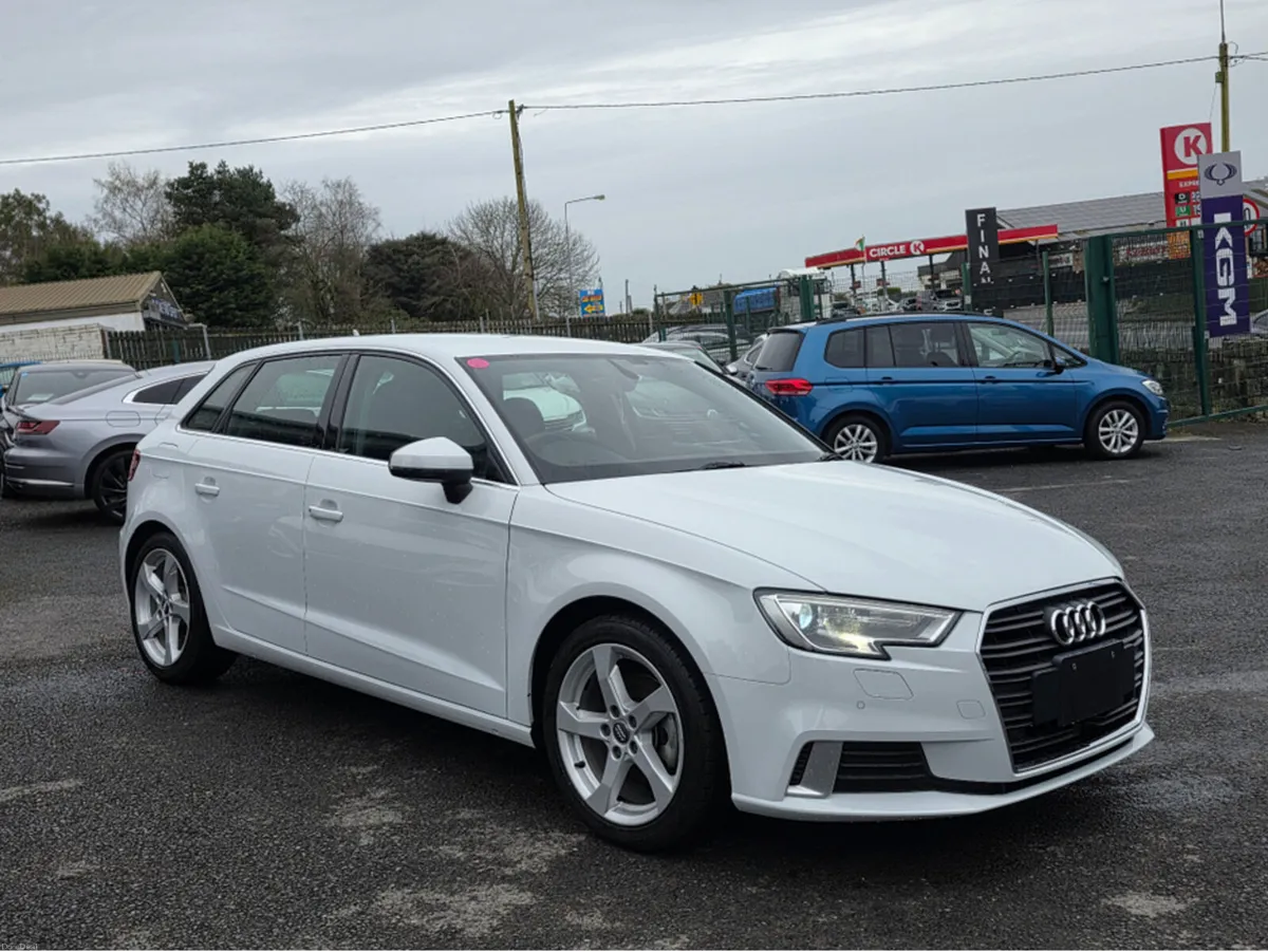 Audi A3 1.4 TFSI SPORTS EDITION  FACELIFT MODEL - - Image 2