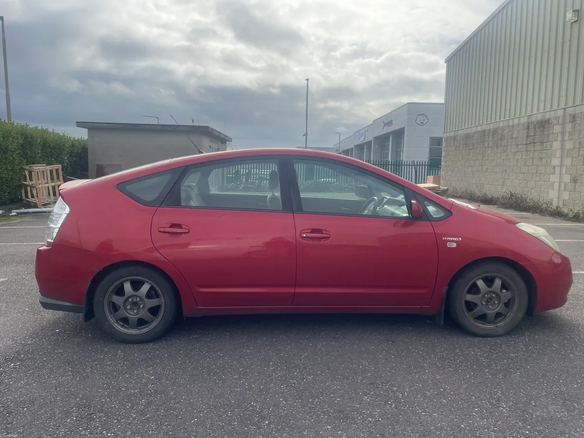 Toyota Prius 2008 - Image 1