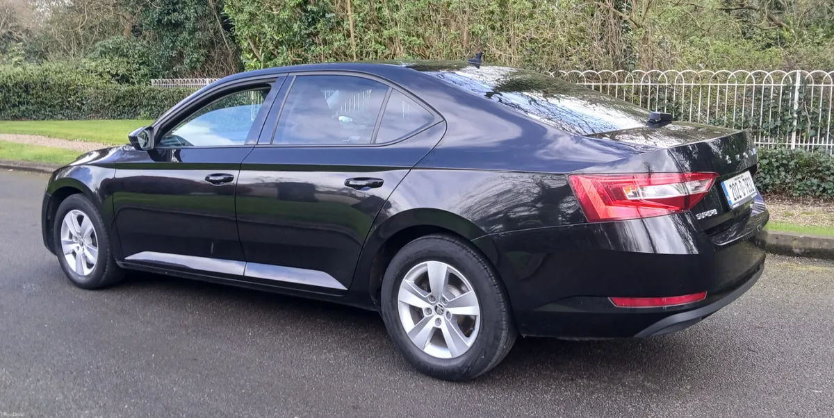 Skoda Superb 2020 *57k klms & FSSH* 1.5 TSi 150bhp - Image 3