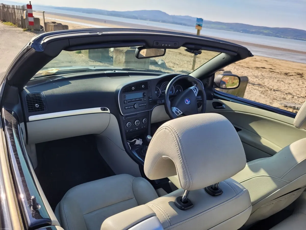 SAAB 9-3 Convertible - Image 4