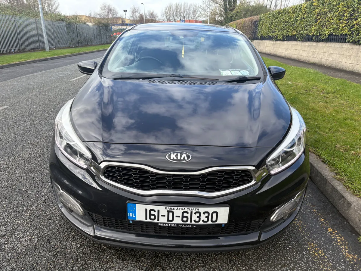 Kia Ceed Petrol NCT 12-26 - Image 2