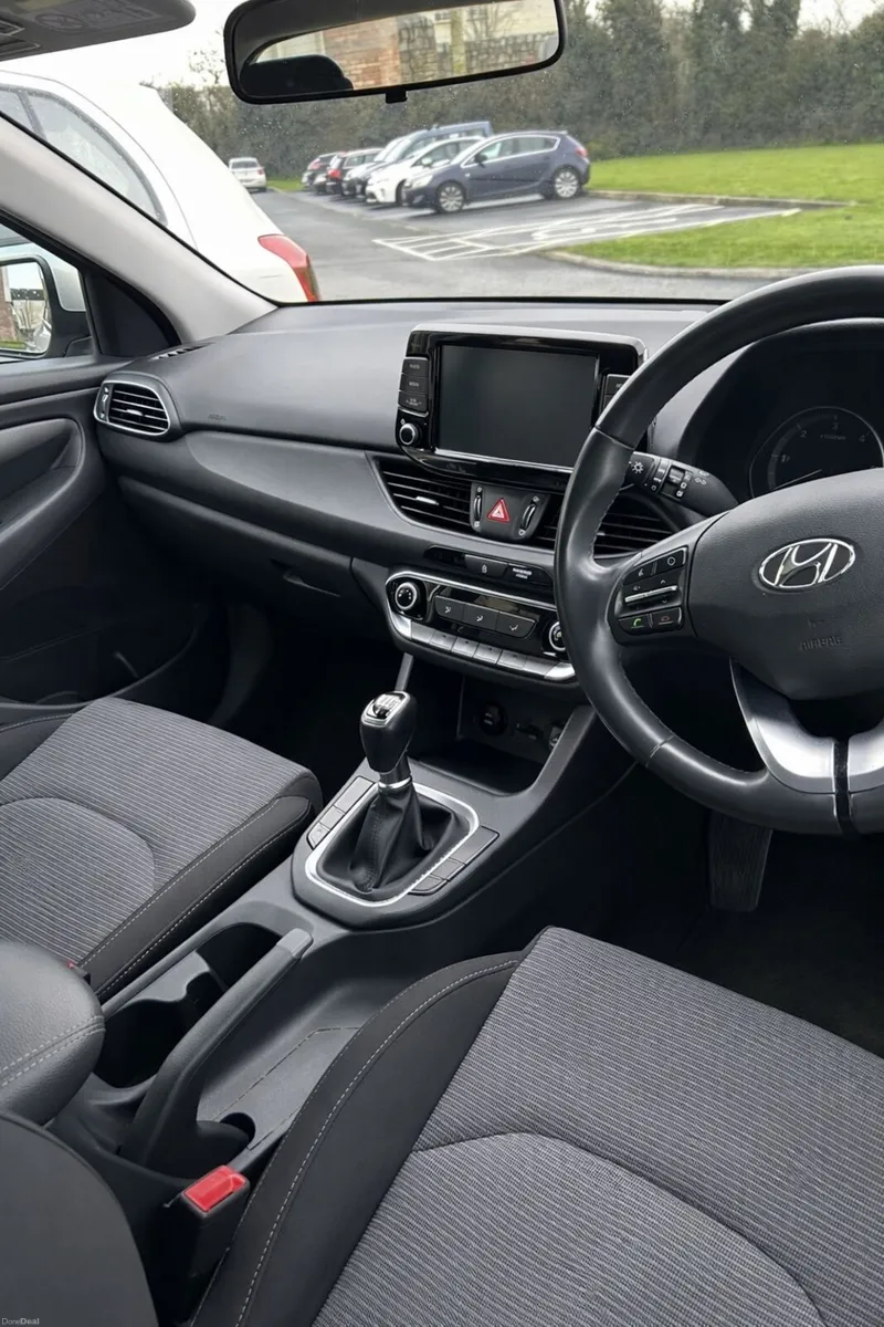 Hyundai i30 2019 - Image 2