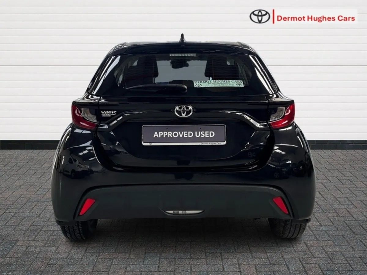 Toyota Yaris 1.0 LUNA MANUAL - Image 4