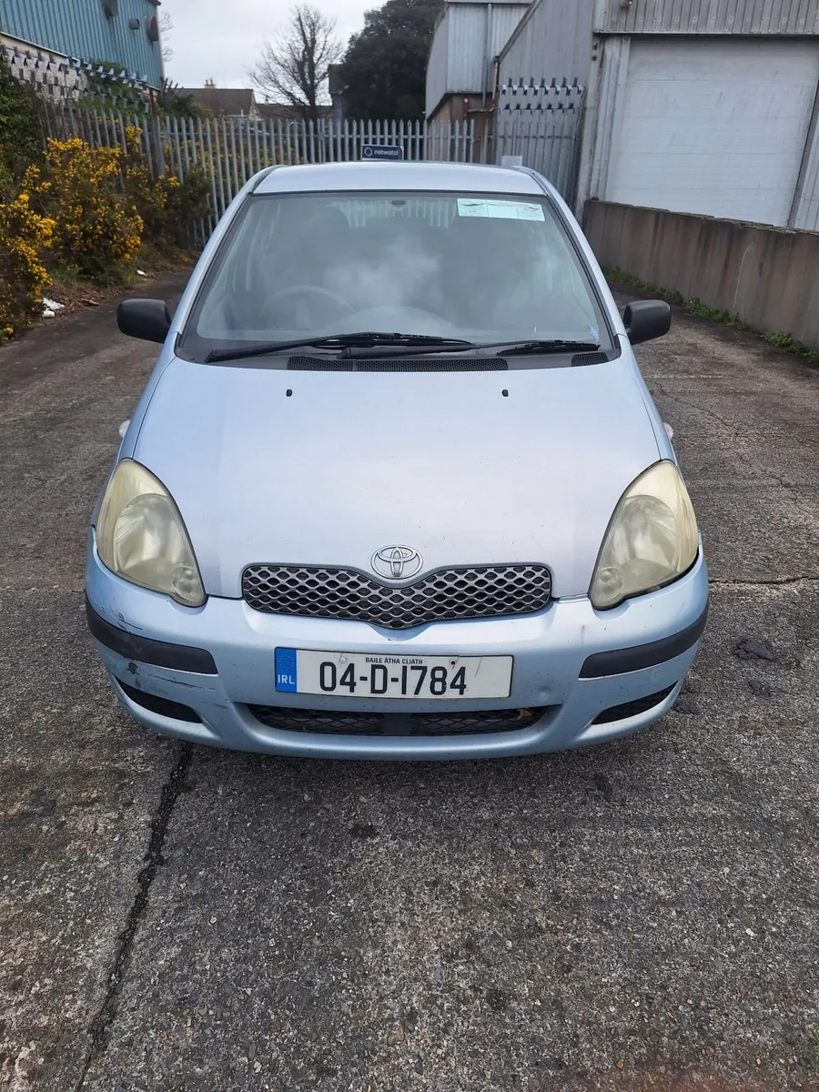 Toyota Yaris 2004 - Image 3