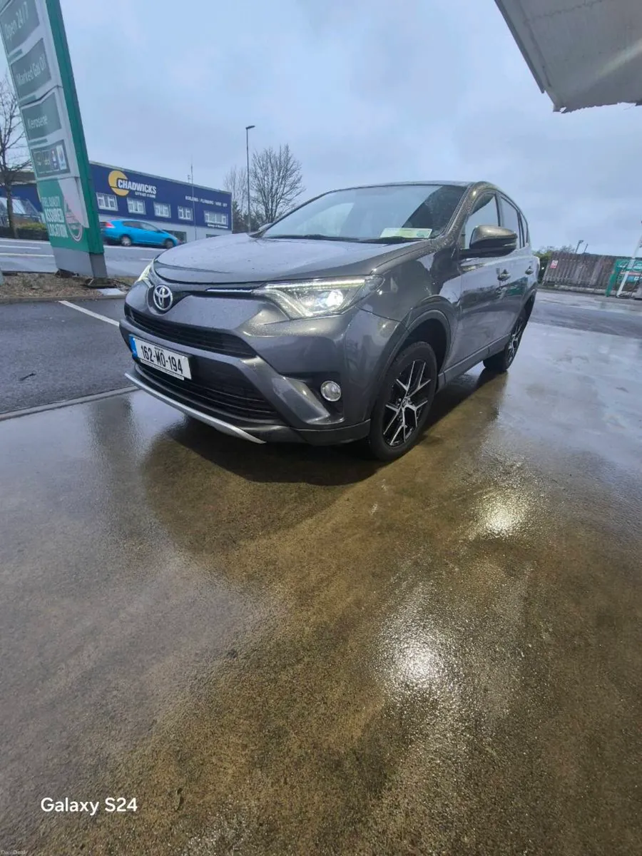 Toyota  Rav  Diesel  with Toyota  Engine - Image 1