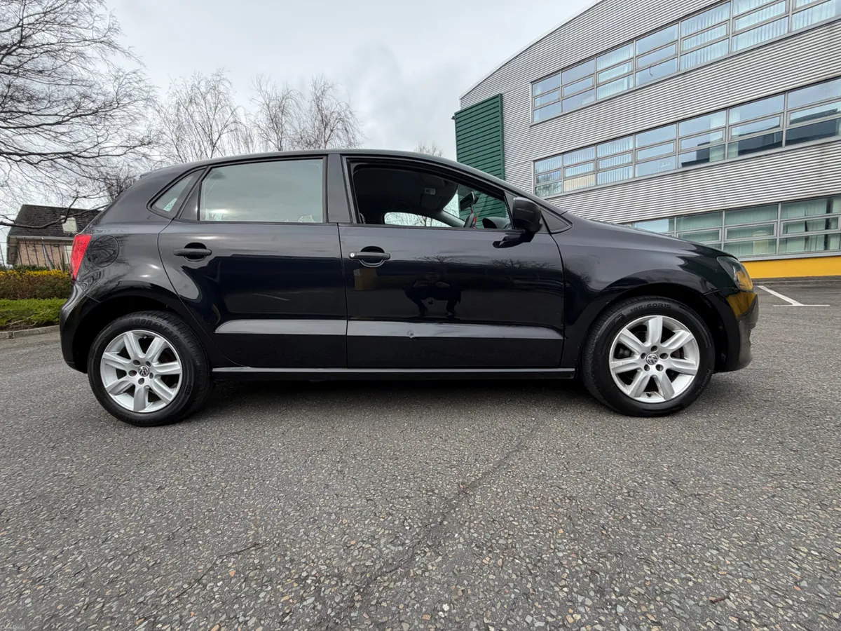 Volkswagen Polo 2011 - Image 3
