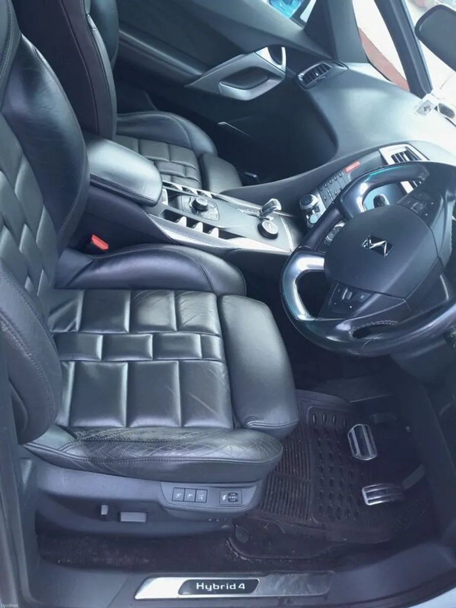 2012 Citroen Ds5  2.0 hdi automatic hybrid - Image 4