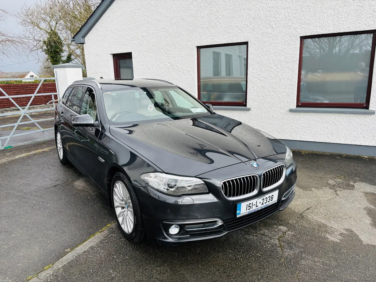 151 BMW 5 SERIES ESTATE 2.0 DIESEL AUTOMATIC - Image 4