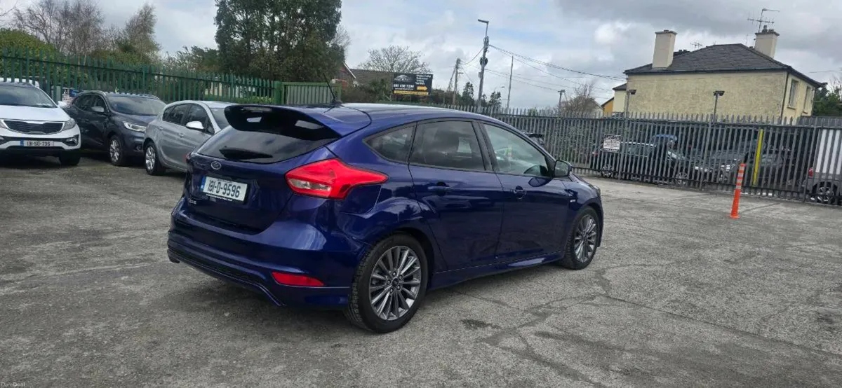 Ford Focus - Image 1