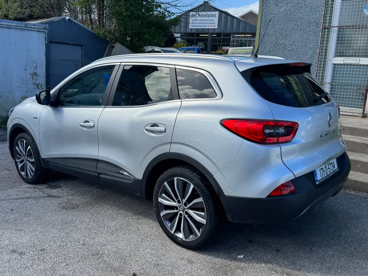 Renault Kadjar very low mileage - Image 3