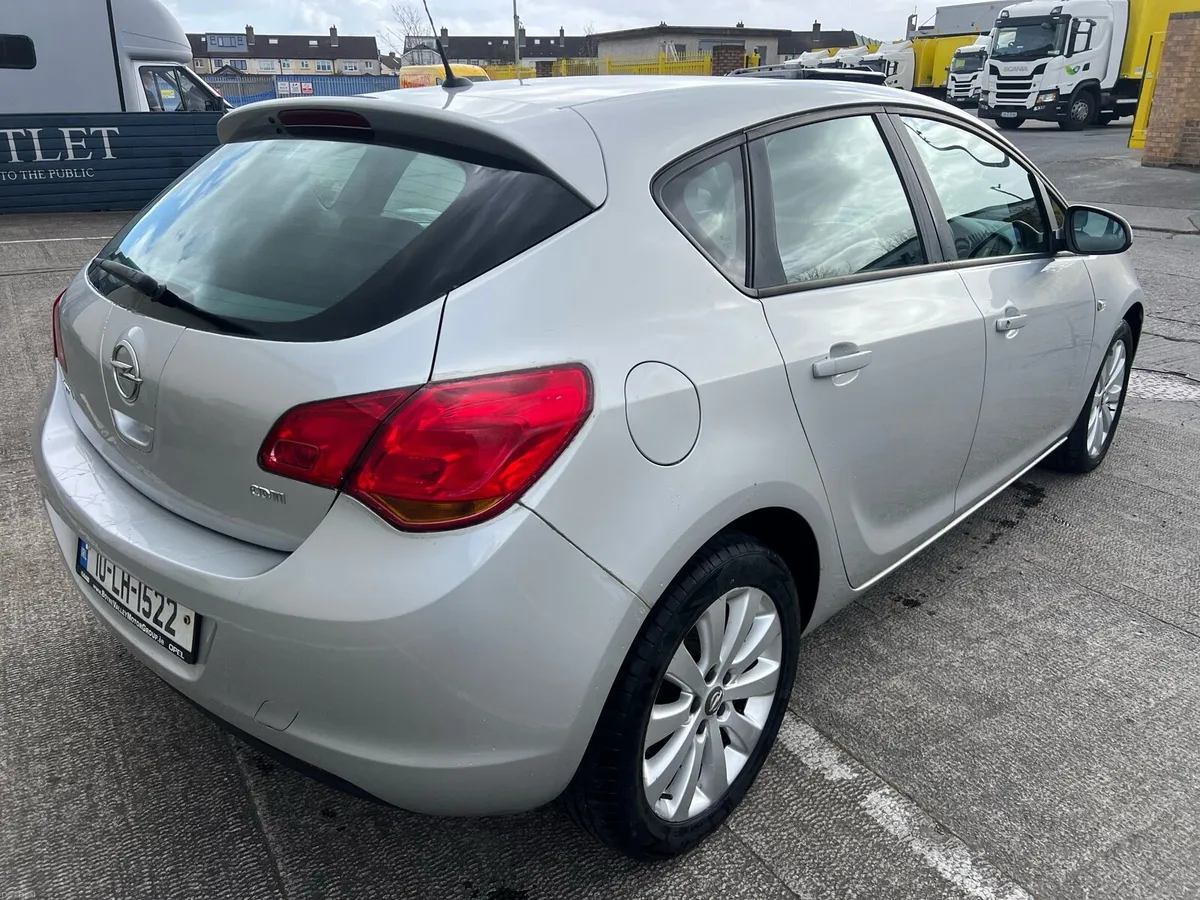 Opel Astra 1.7 CDTI ONLY 98K KM 1 Owner - Image 2