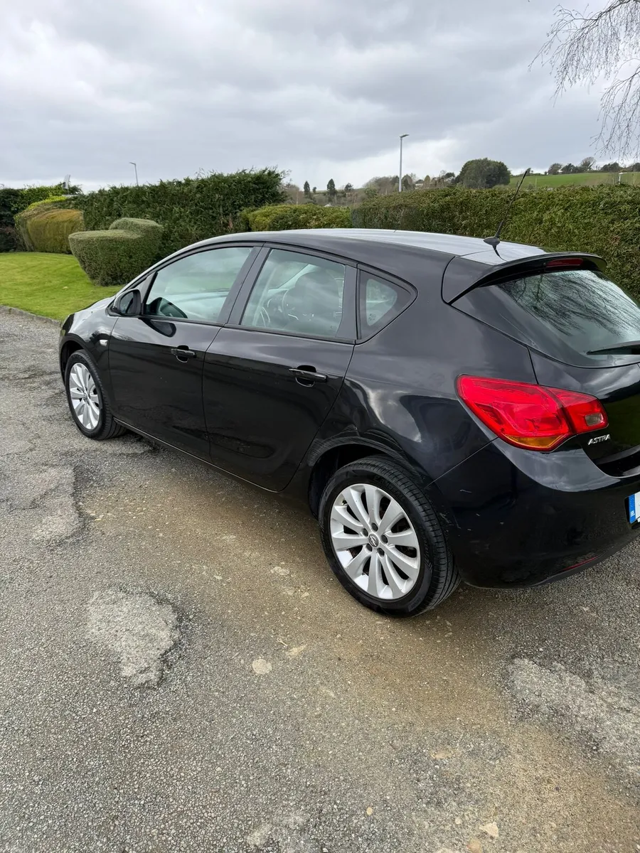 Opel astra 1.4 petrol ⛽️ - Image 4