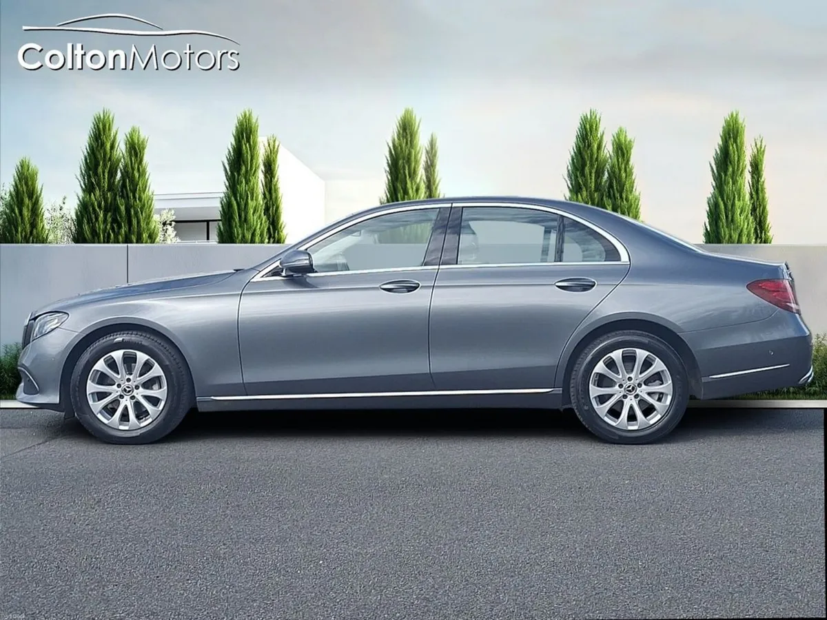 Mercedes-Benz E-Class E 200 EXCLUSIVE 2.0D - Image 6