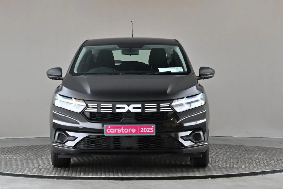 Dacia Sandero 1.0 TCE ESSENTIAL 90BHP 5SPD NBI - Image 2