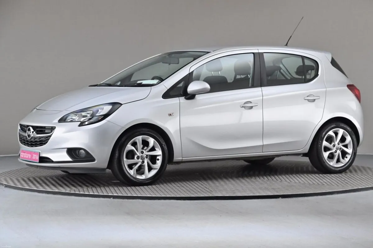 Opel Corsa 1.4 SC 90BHP 5SPD - Image 4