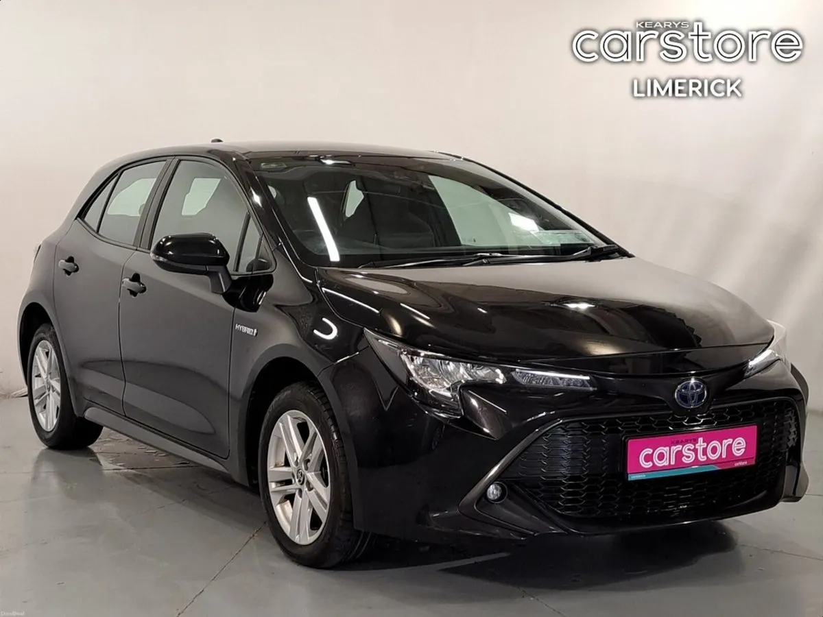 Toyota Corolla 1.8 Hybrid Luna Hatchback - Image 1