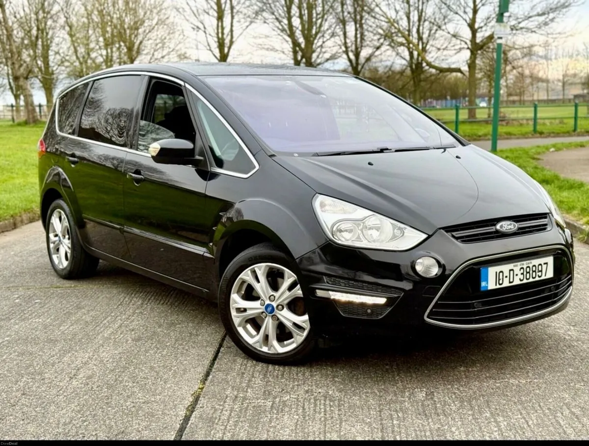 Ford S-MAX Titanium 2.0 TDCI - Image 4