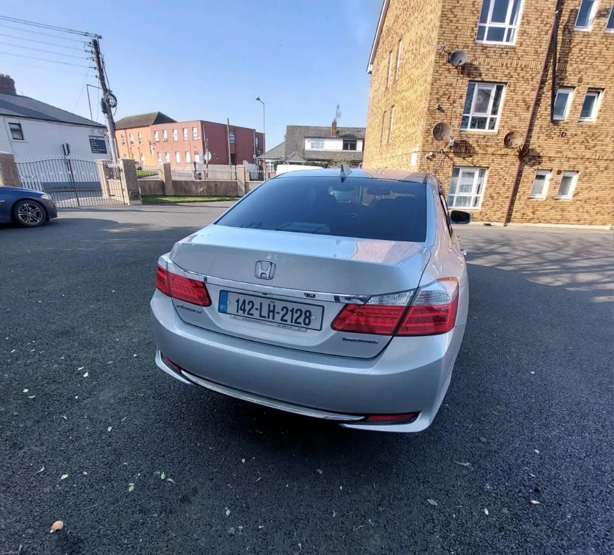 Car - Image 6