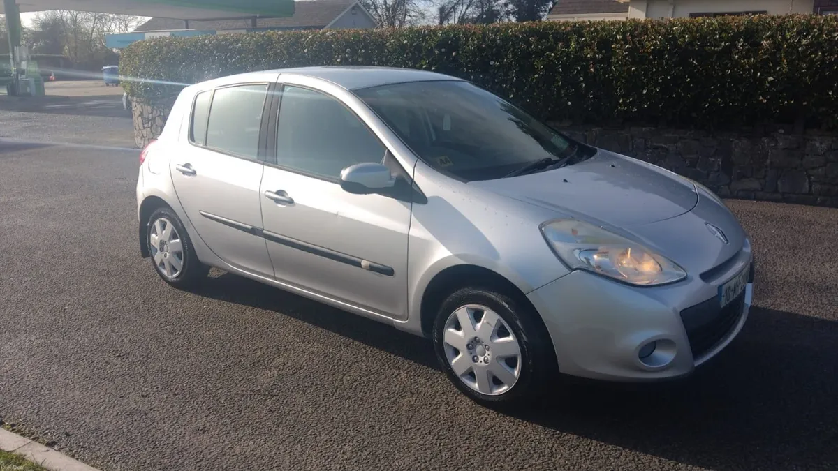 Renault Clio 1.2. NCT Tested & Taxed. - Image 1