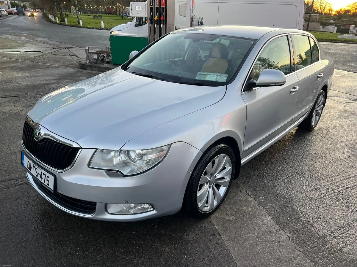 SKODA SUPERB AUTOMATIC 170HP ELEGANCE 2.0 DIESEL - Image 1